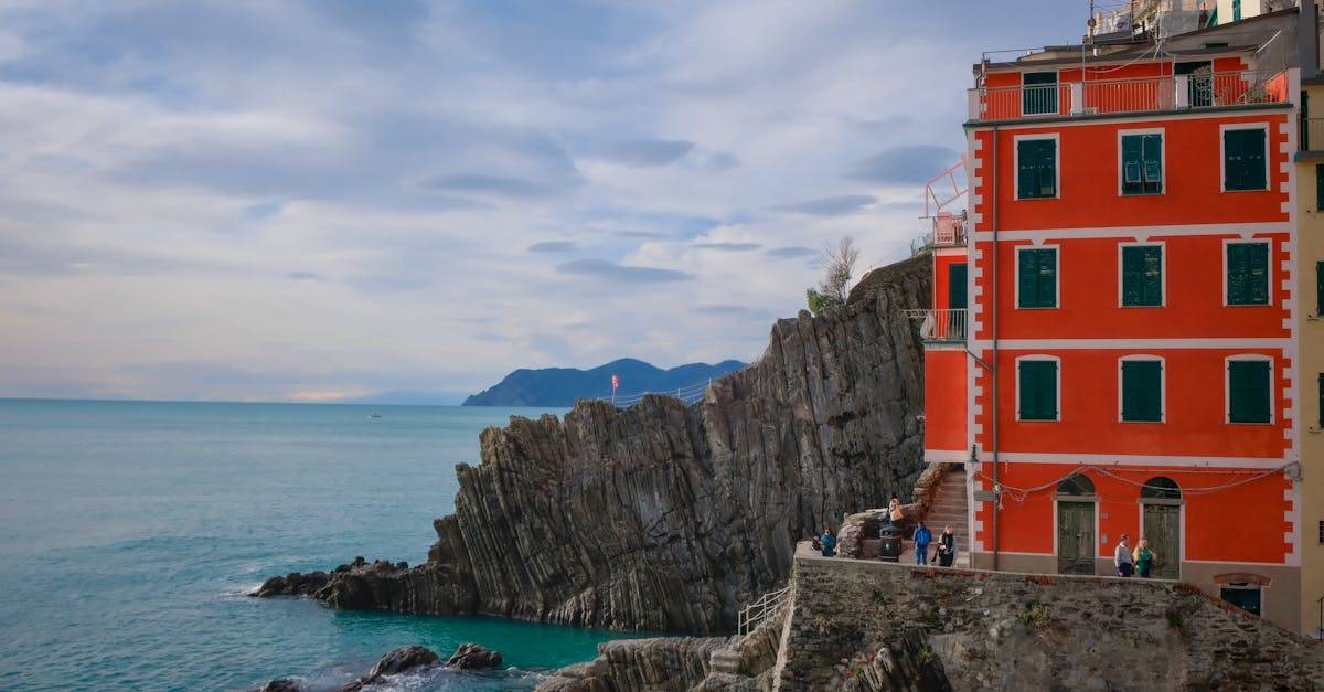 découvrez nos offres d'assurance voyage pour des voyages sereins et sécurisés. protégez-vous et vos proches lors de vos déplacements avec nos solutions d'assurance adaptées.