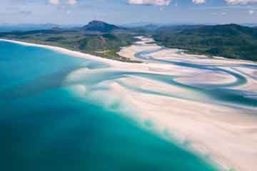 protégez vos voyages à l'étranger avec notre assurance vacances complète. bénéficiez d'une couverture adaptée pour votre tranquillité d'esprit, que ce soit pour des annulations, des soins médicaux ou des pertes de bagages. voyagez sereinement avec notre assurance dédiée aux vacanciers !