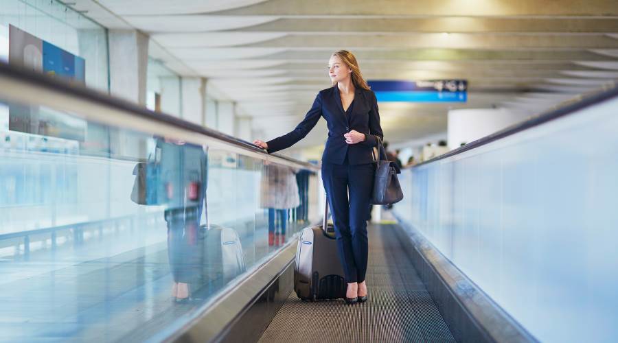 découvrez nos solutions d'assurances voyage adaptées à vos besoins pour voyager en toute sérénité. protégez-vous contre les imprévus, annulations et urgences médicales grâce à nos offres complètes et compétitives.